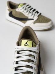 Jordan 1 Low Golf Travis Scott FZ3124-200 Olive