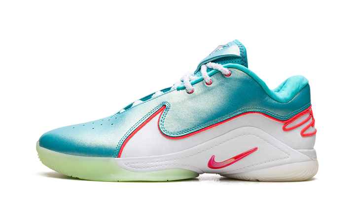 LeBron 22 "Christmas" HV5148 600