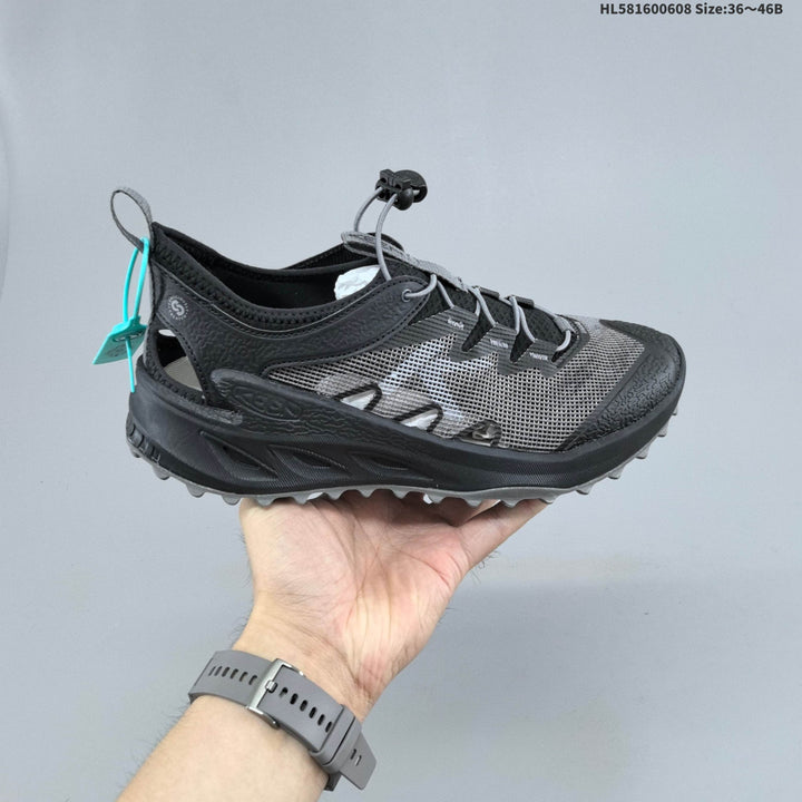 KEEN Zionic ADV Low-Top Hiking Shoes