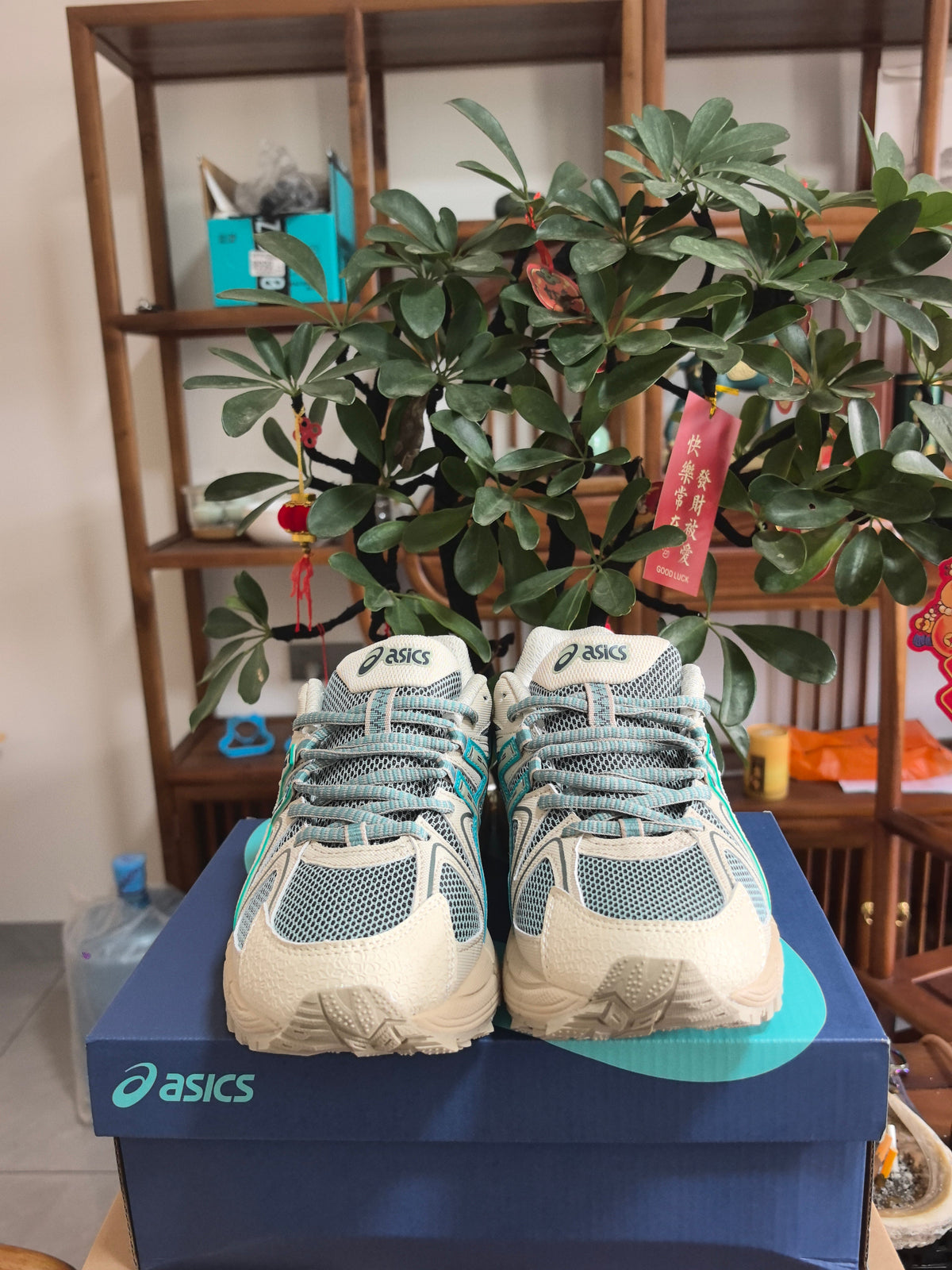 ASICS K4 Sneakers in Gray, Cream and Teal