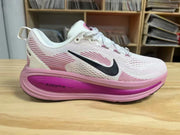 Nike Vomero 18 Running Shoes White Pink
