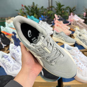 ASICS NOVABLAST 5 LE Gray Running Shoes