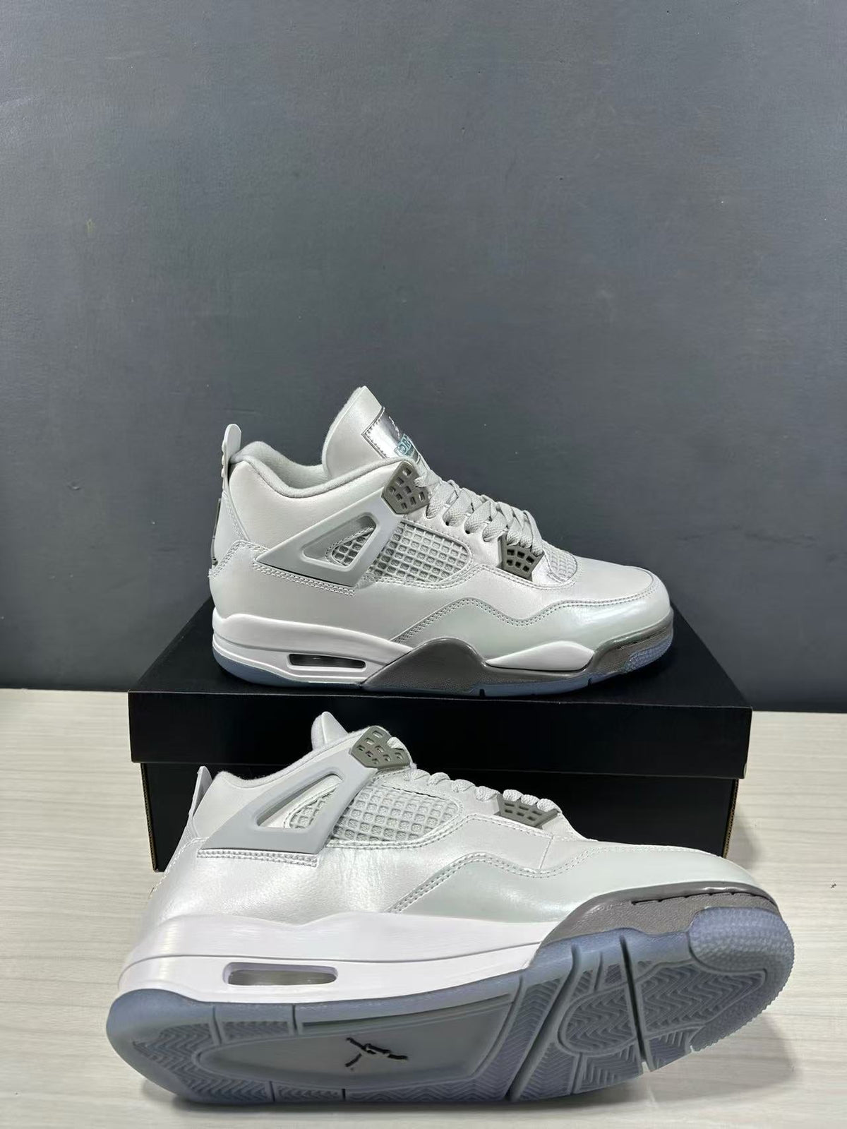 Jordan Air Jordan 4 Photon Dust Sneakers HV4401-014
