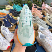 ASICS NOVABLAST 5 LE Running Shoes White Orange