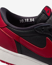JORDAN GS AJ 1 RETRO LOW OG - BLACK/ VARSITY RED/ SUMMIT WHITE