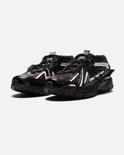 NEW BALANCE 1906 - BLACK/ DRAGONBERRY
