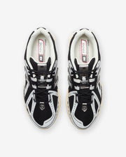 NEW BALANCE 1906R - WHITE/ BLACK