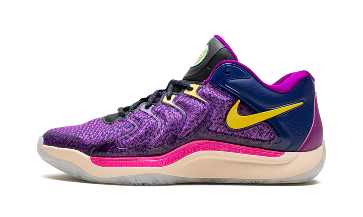 KD 17 "Travel Ball" FJ9487 400