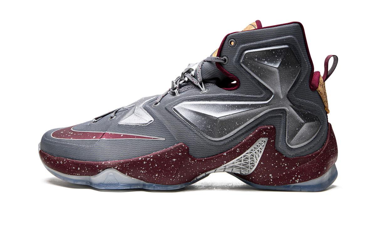 LeBron XIII LMTD "Opening Night" 823300 060