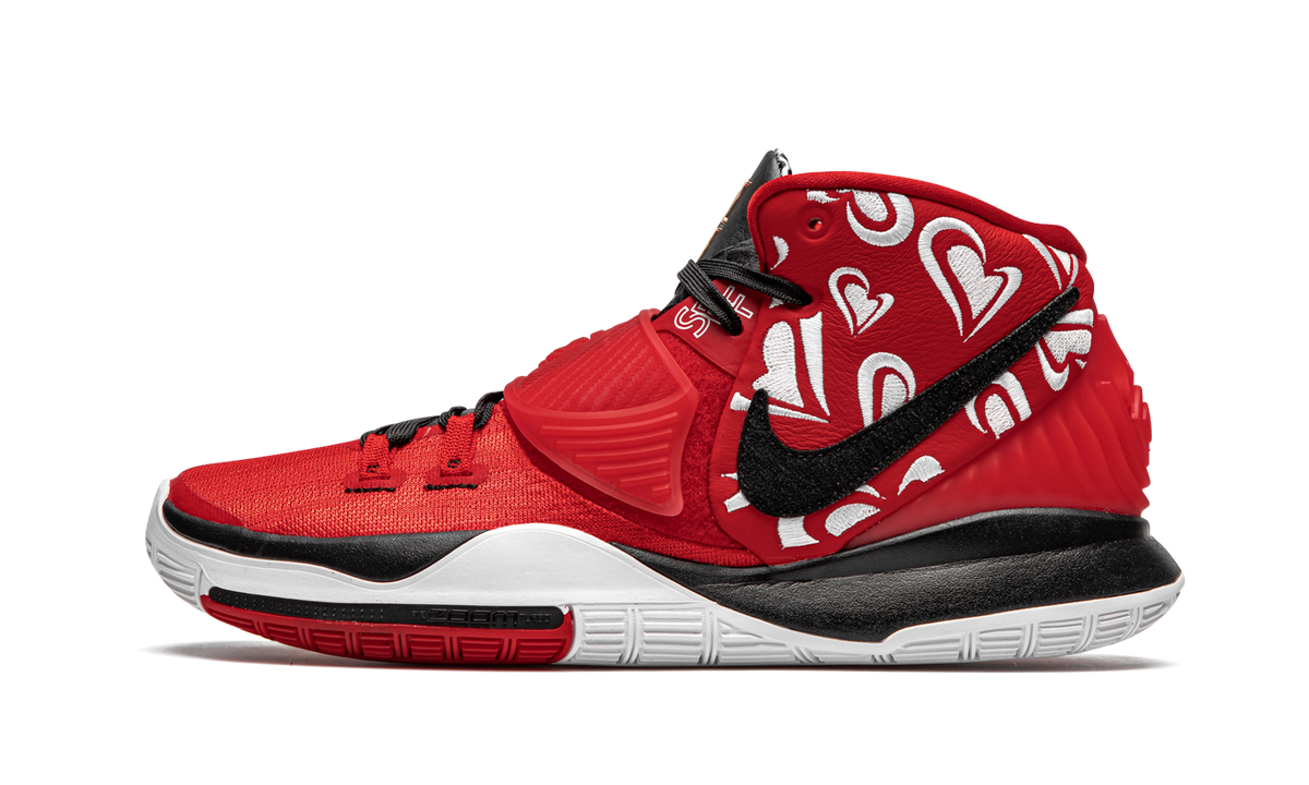 Kyrie 6 SR "Sneaker Room - Mom" DC3269 600
