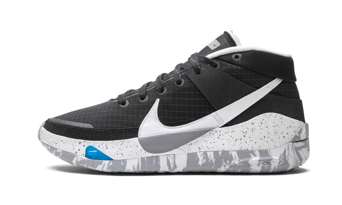 KD13 "Black" CI9948 001